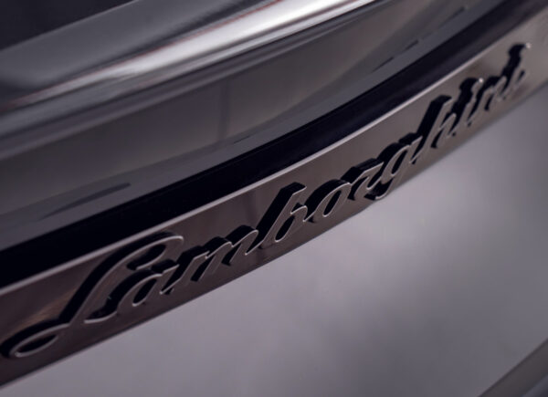 Aston Martin - Quantum Group